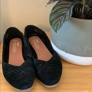 TOMS flats